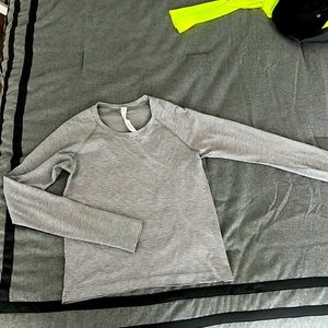 Lululemon swiftly gray Long sleeve